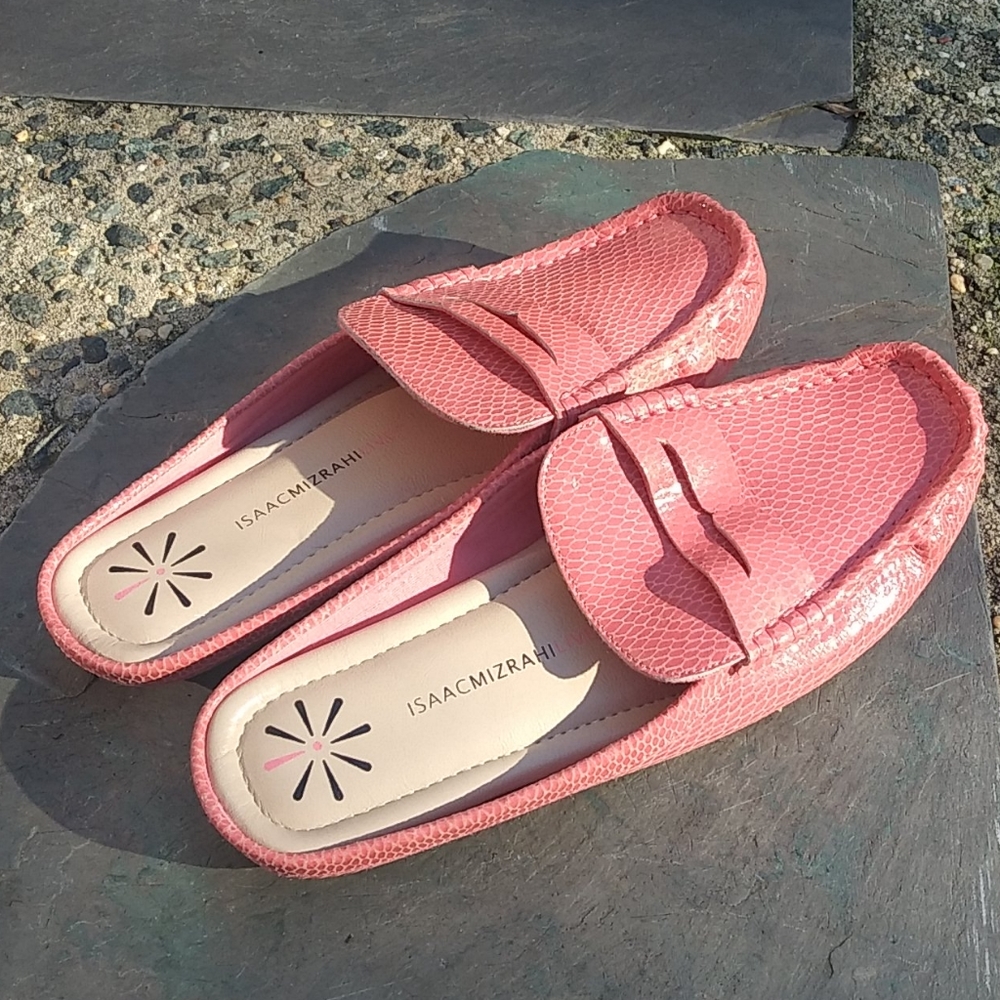 Isaac Mizrahi LIVE Snake Embossed Leather Mules 😍